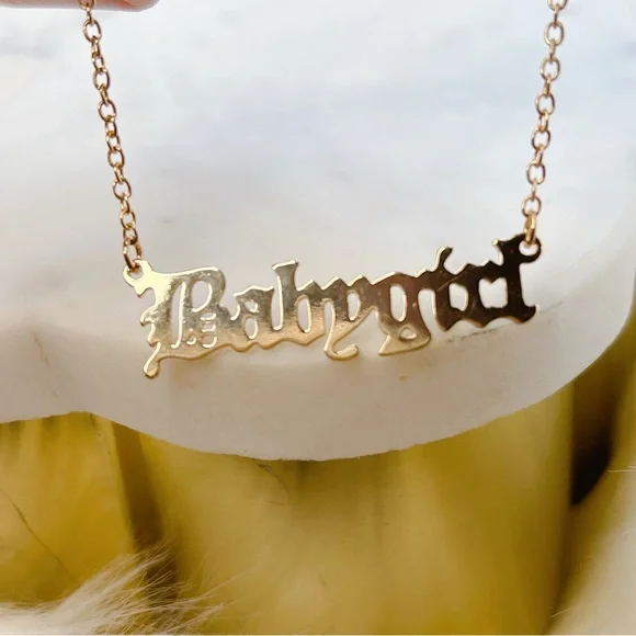 Babygirl gold bracelet 6” to 7” old english - Picture 2 of 5